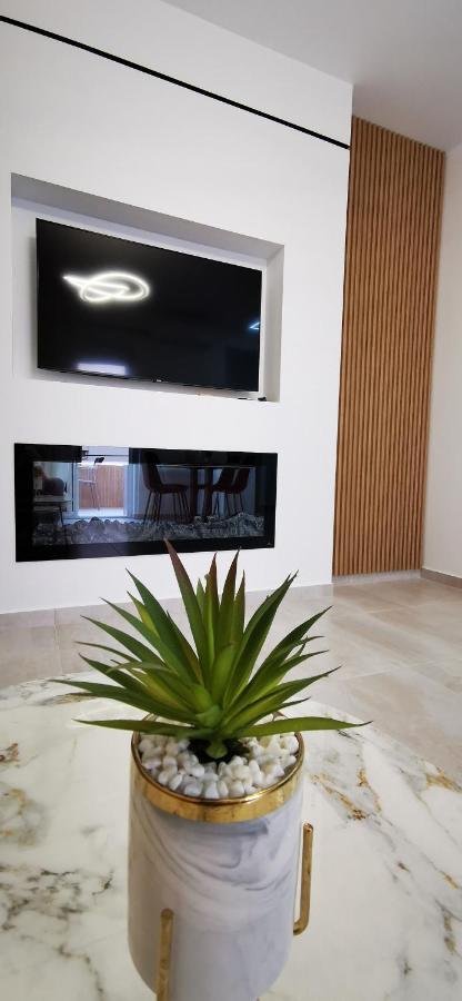 Lungomare Luxury Sea View Apartaments Vlorë Eksteriør bilde