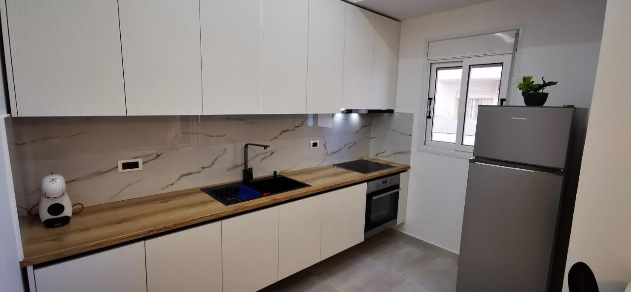 Lungomare Luxury Sea View Apartaments Vlorë Eksteriør bilde