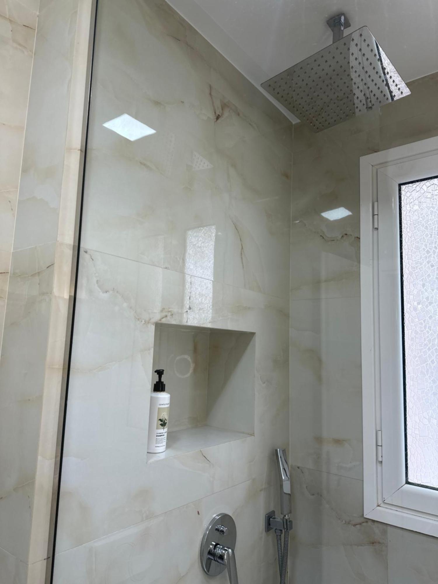 Lungomare Luxury Sea View Apartaments Vlorë Eksteriør bilde