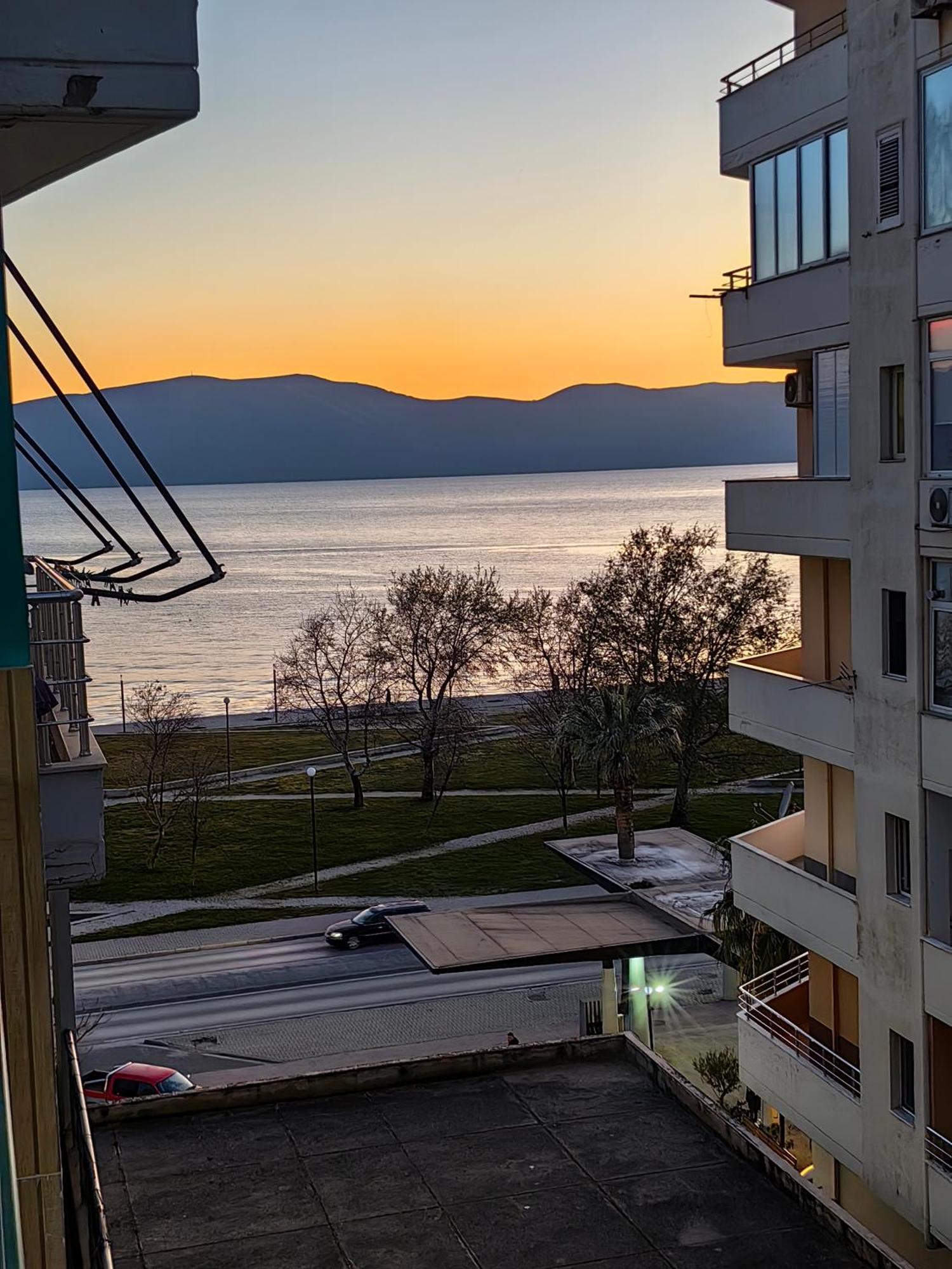 Lungomare Luxury Sea View Apartaments Vlorë Rom bilde